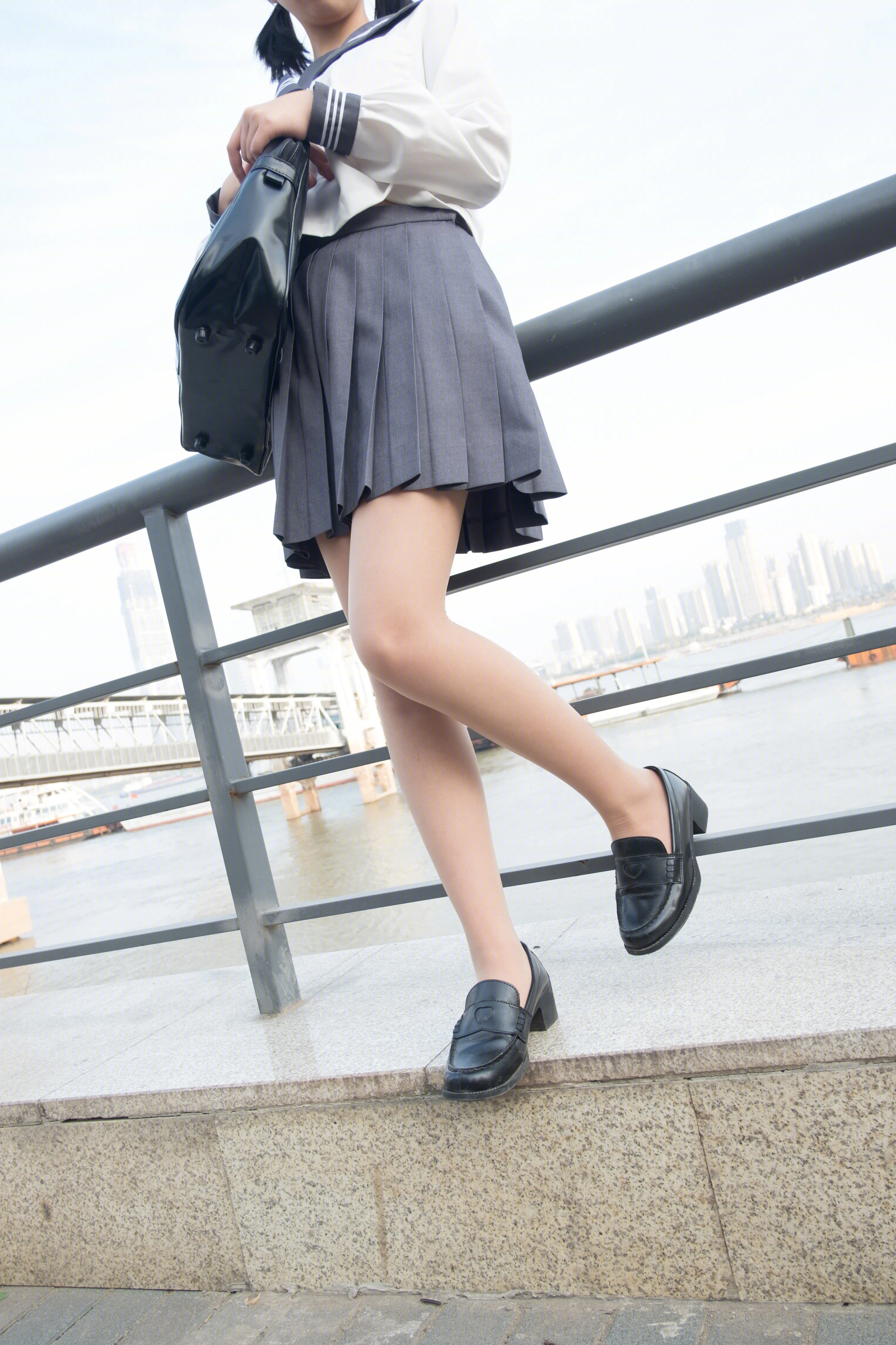 森萝财团 BETA-009 [44P]插图5